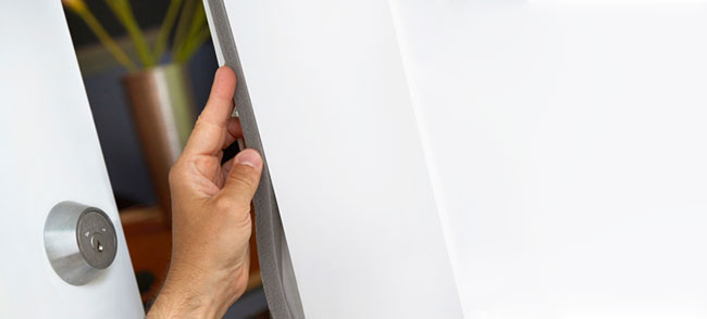 weather stripping Image